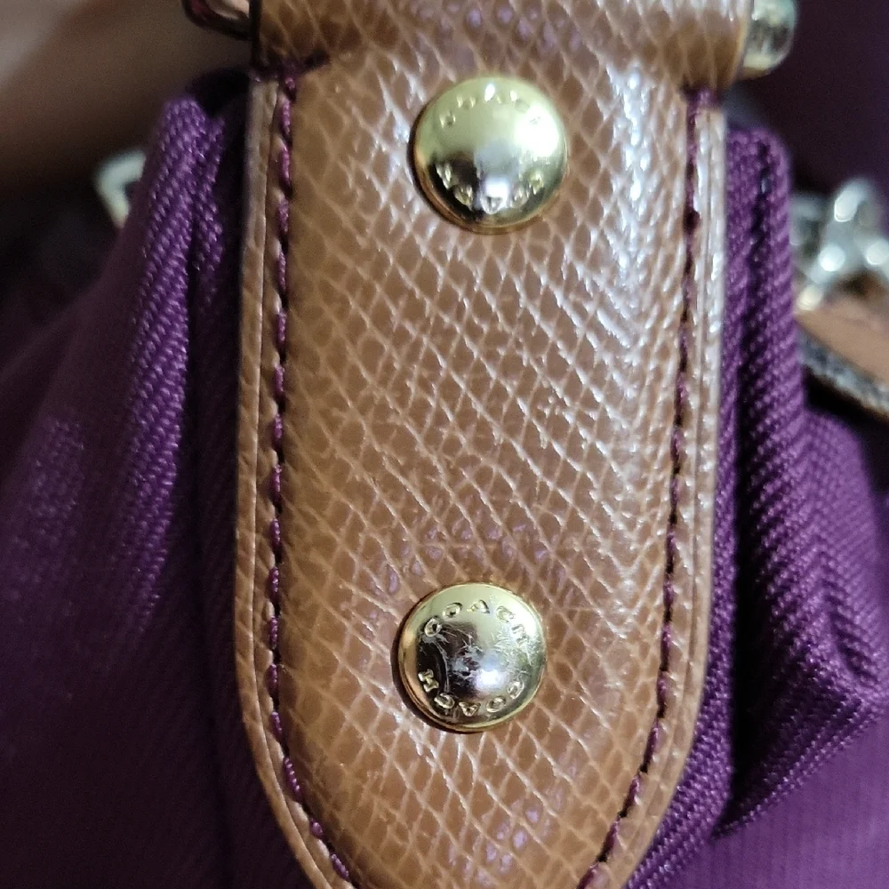 Vintage Coach Purple Crossbody Bag with Gold Hardware and Adjustable Straps - Picture 13 of 16